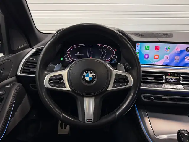 BMW X5 view 11