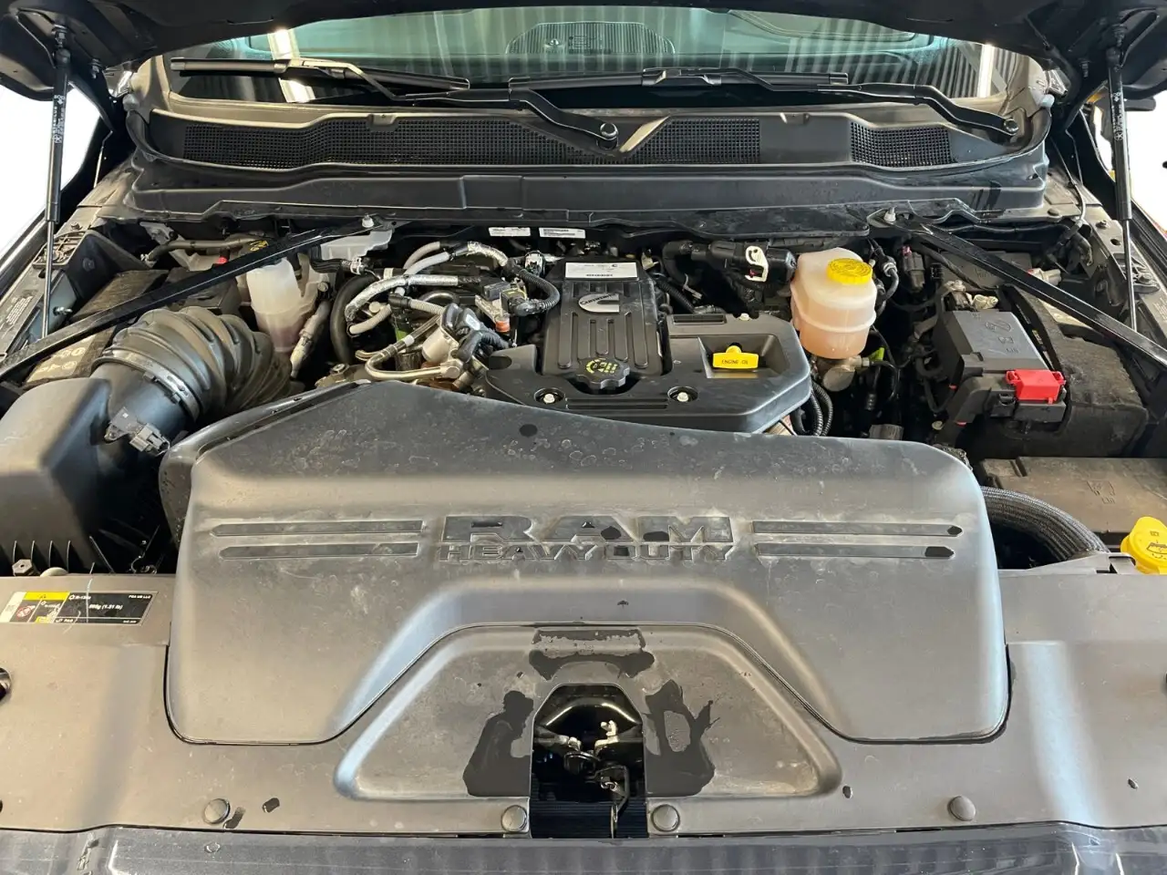 RAM 2500 снимка RAM 2500