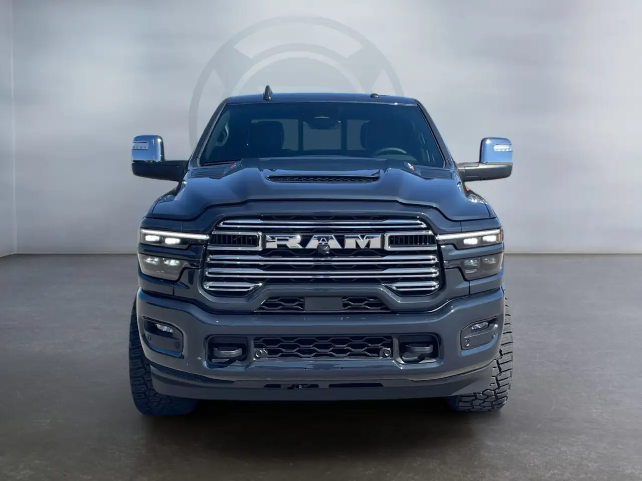 RAM 2500 снимка RAM 2500