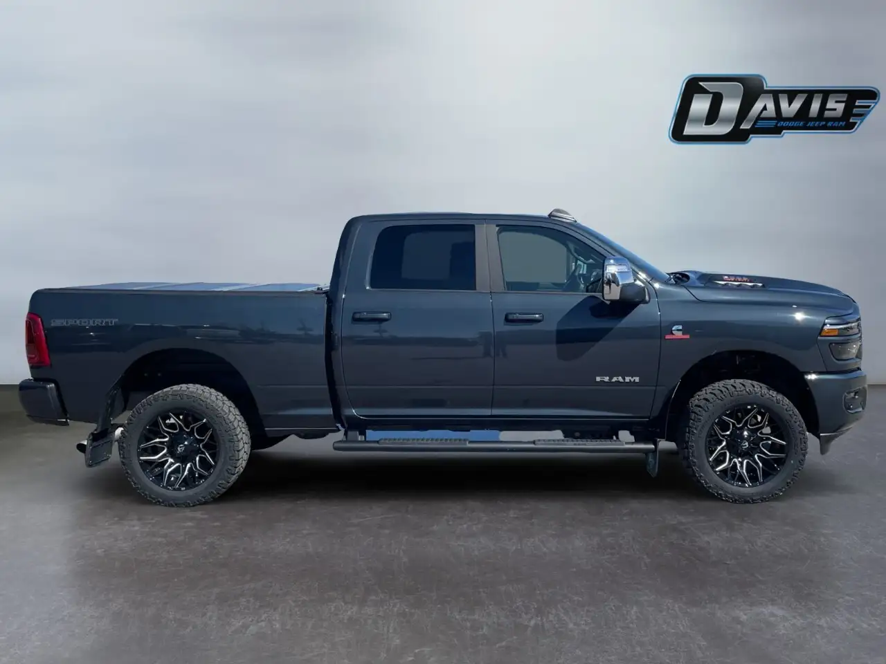 RAM 2500 снимка RAM 2500