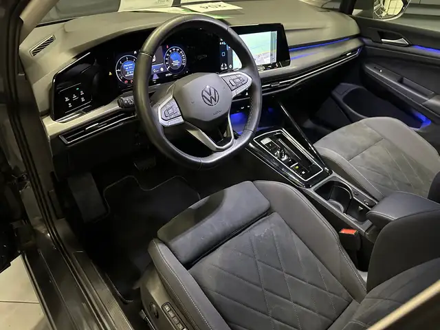Volkswagen Golf view 16