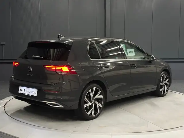 Volkswagen Golf view 5