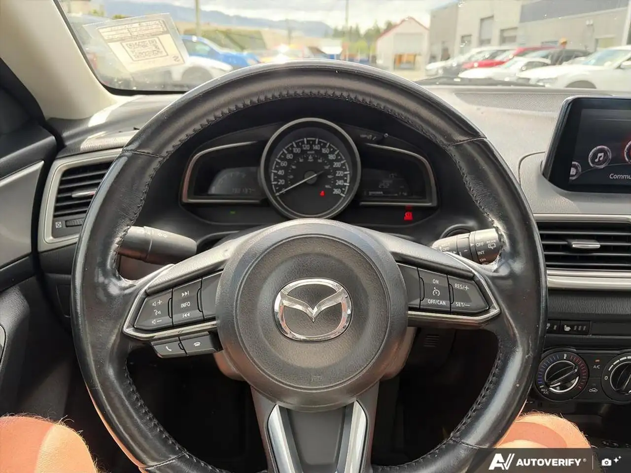 Mazda 3 fotografie Mazda 3