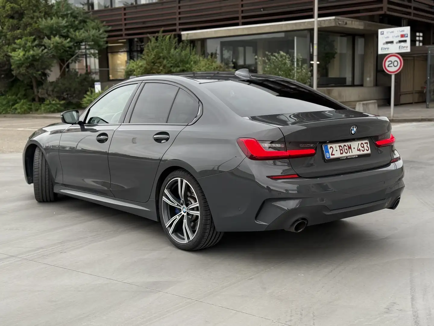 BMW 330 330i GT Aut. M Sport - 2