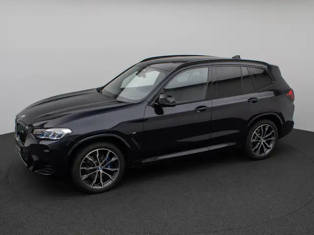 BMW X3 M view 12