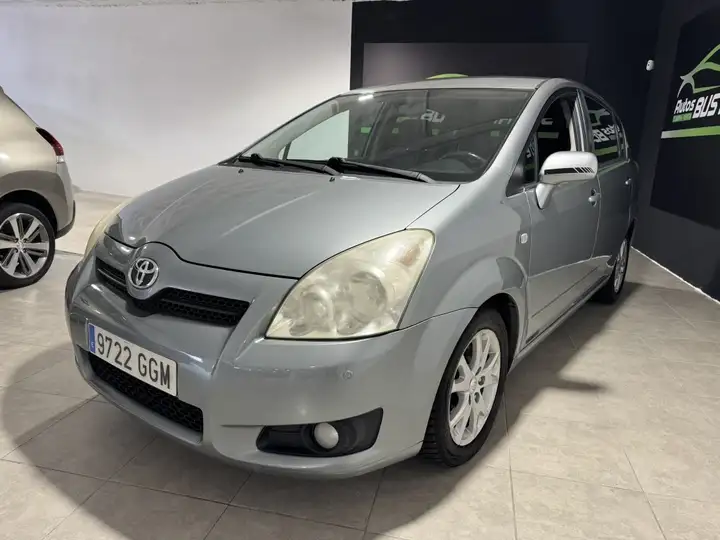 Toyota Auris 2008, foto 3