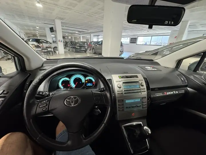 Toyota Auris 2008, foto 14
