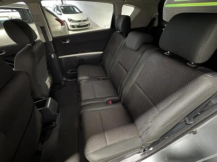 Toyota Auris 2008, foto 17
