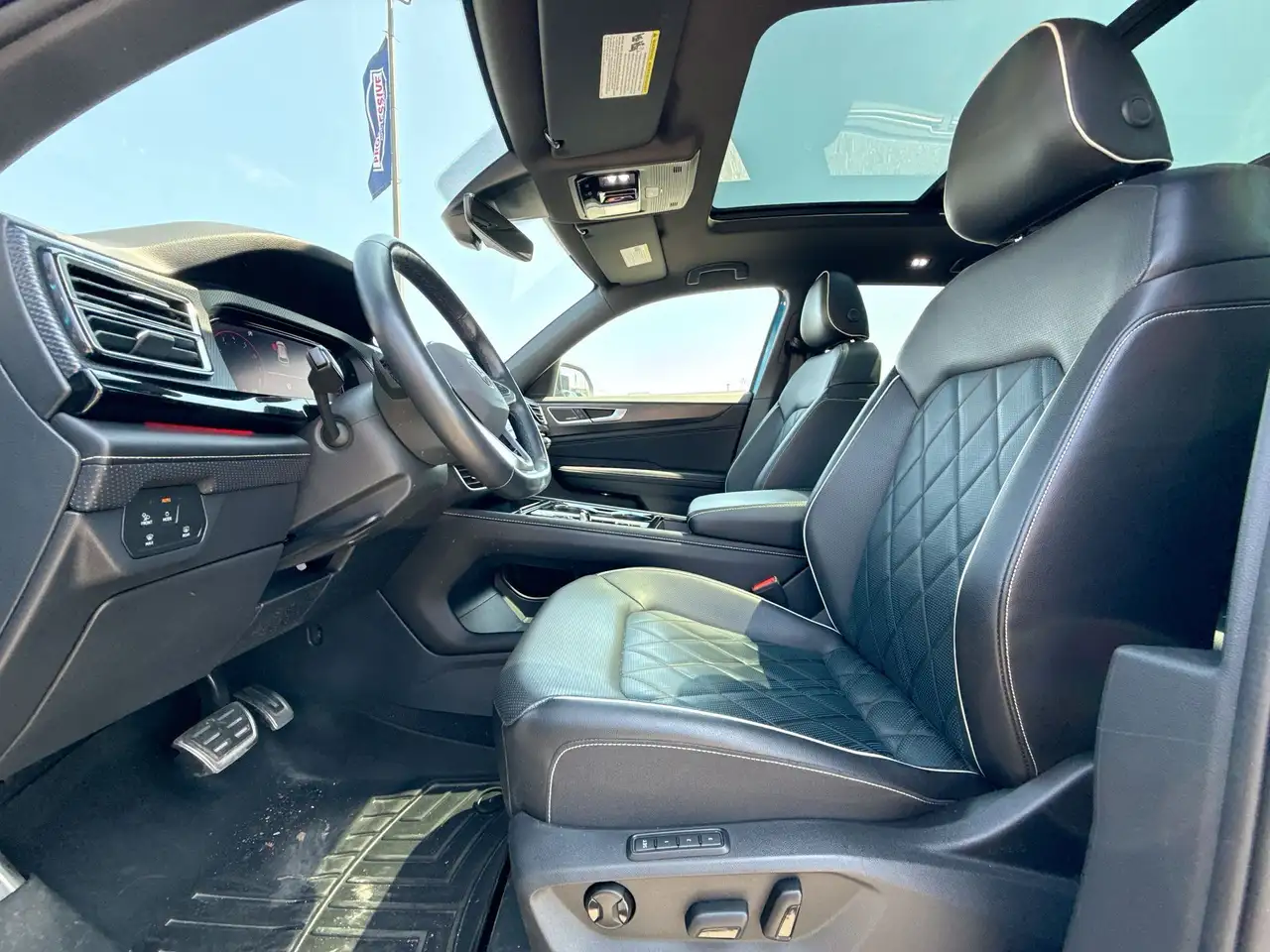 Volkswagen Atlas снимка Volkswagen Atlas