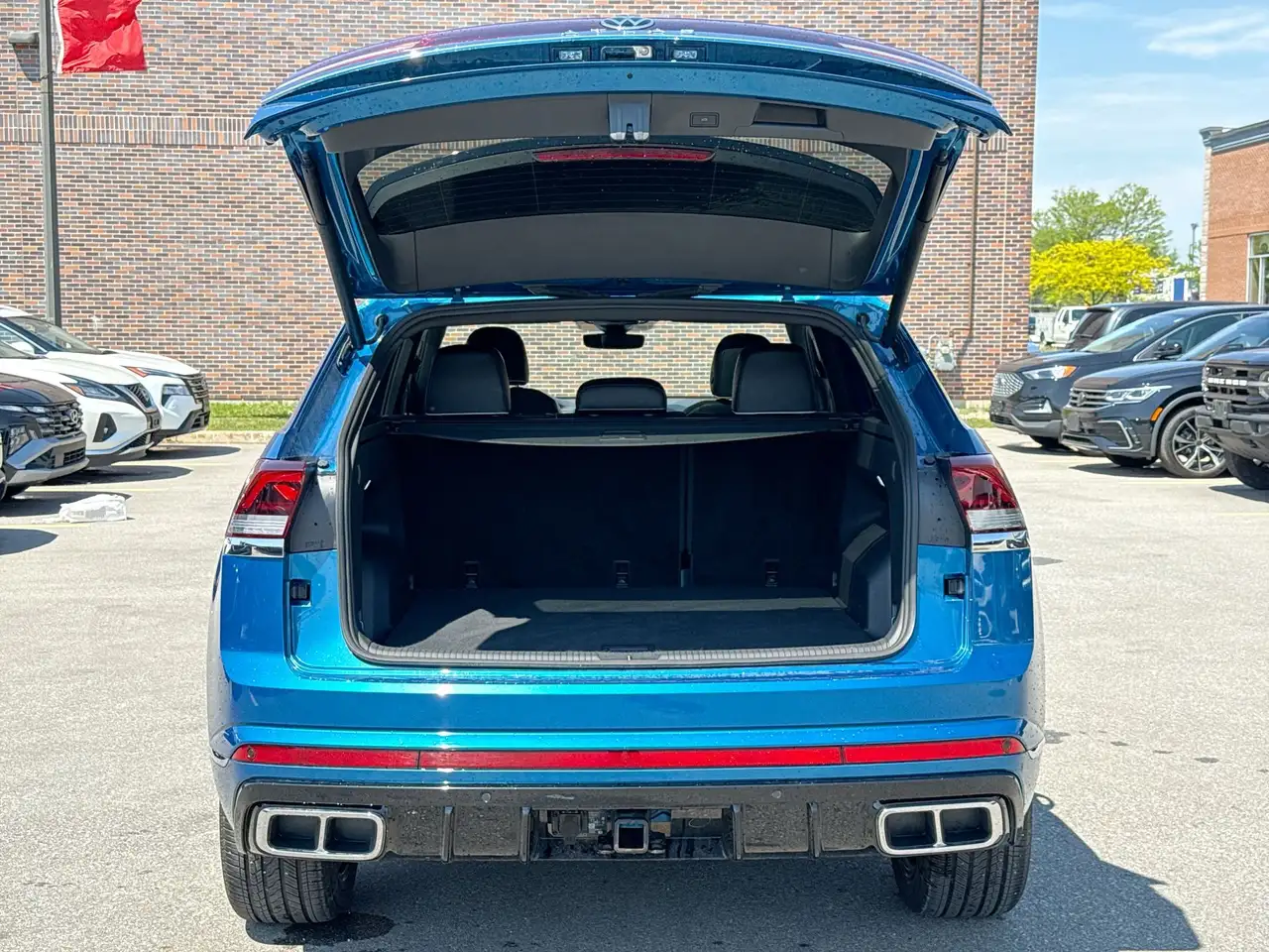 Volkswagen Atlas снимка Volkswagen Atlas