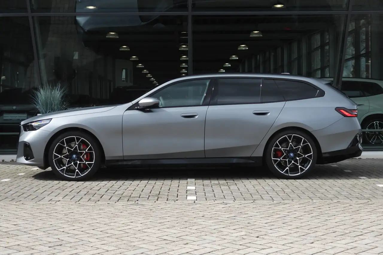 BMW i5 2026