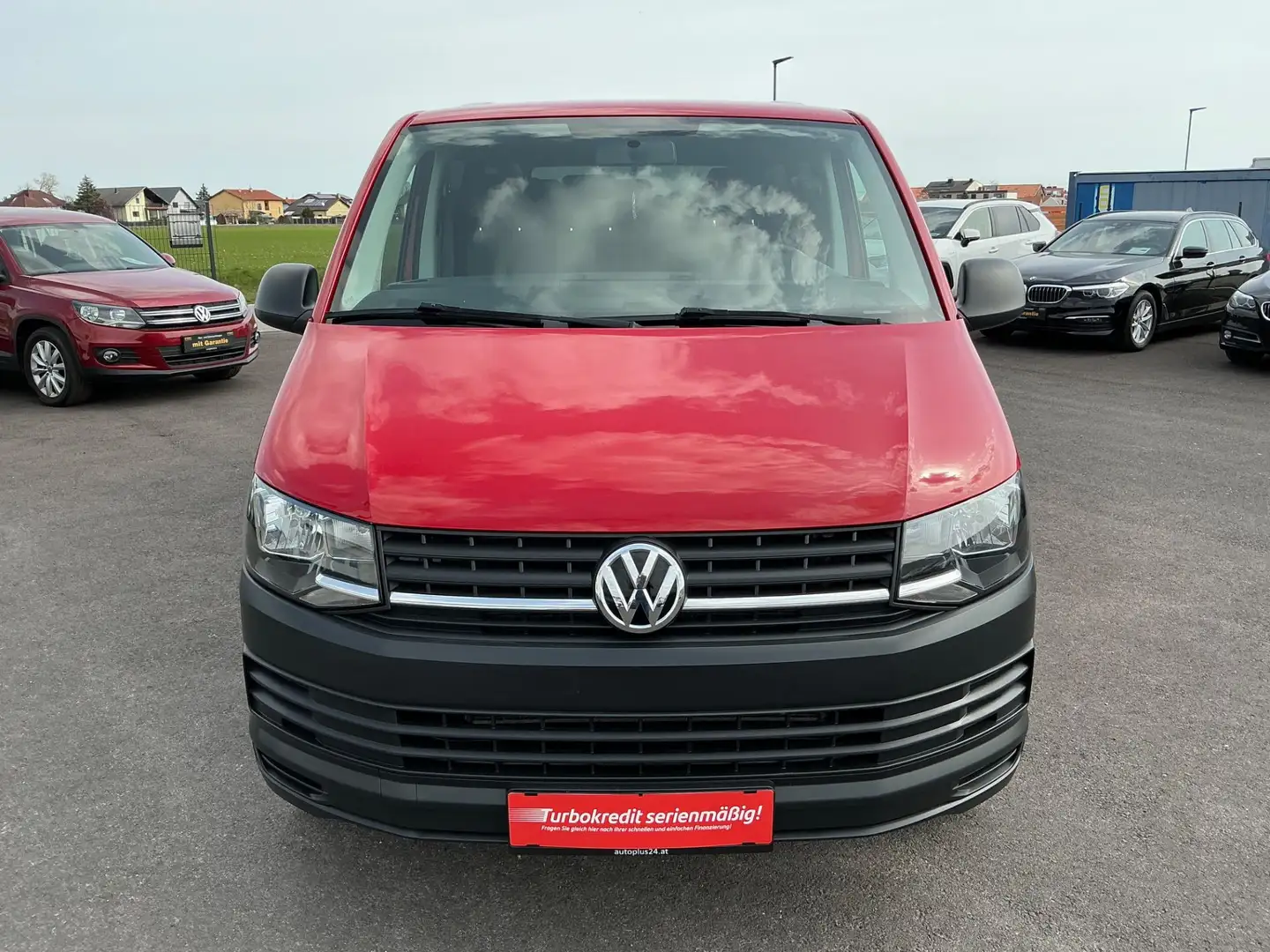 Volkswagen T6 Kombi LR 2,0 TDI BMT Rot - 2