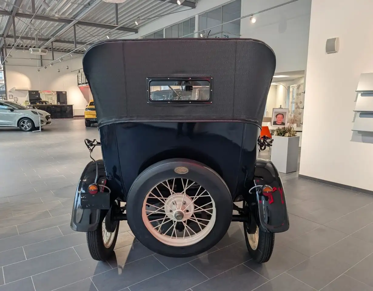 Ford Model T Tourer Oldtimer "Tin Lizzie" Blechliesl, foto 6