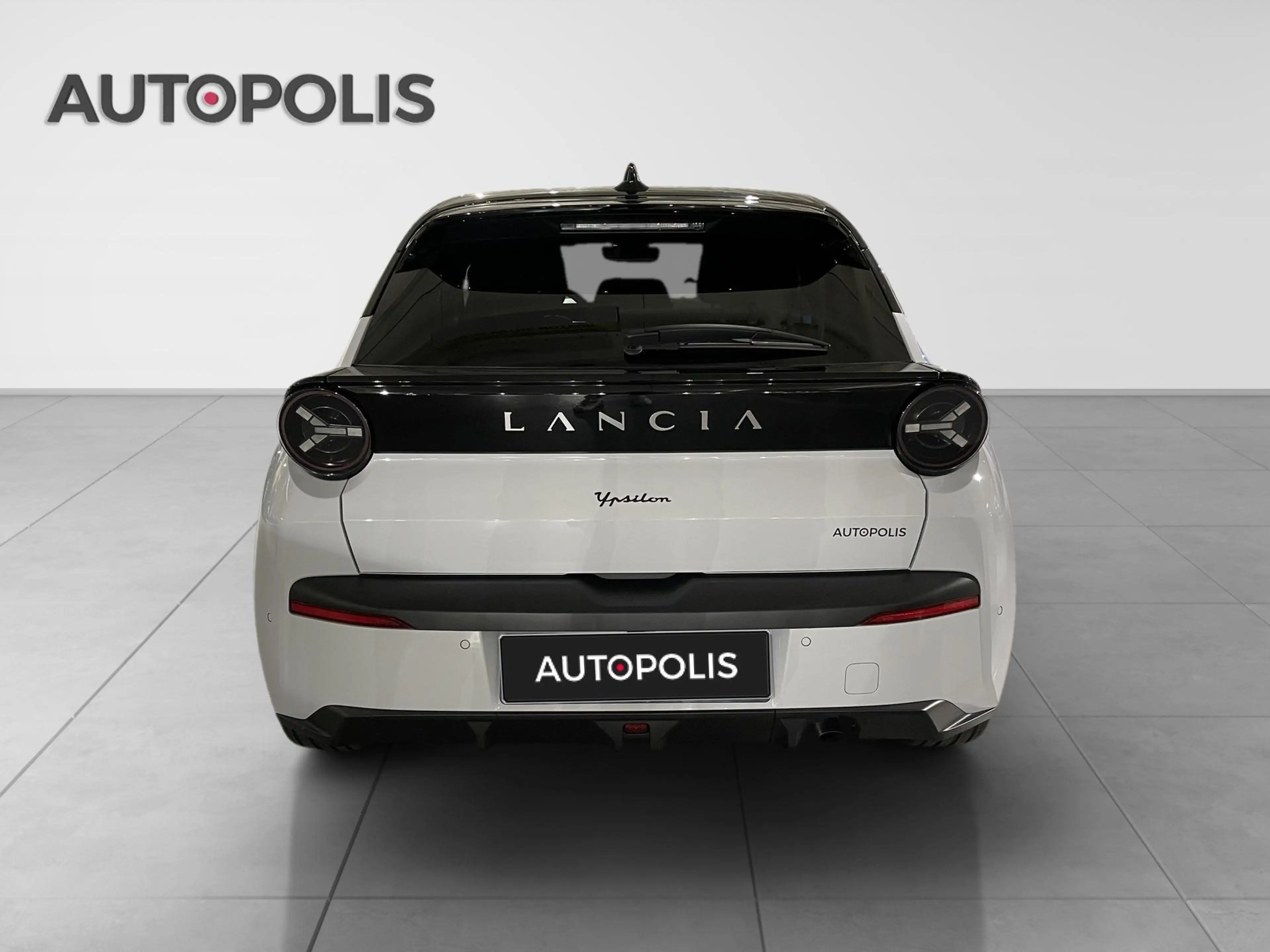 Lancia Ypsilon 1.2 Hybrid 74kW eDCT — photo 15