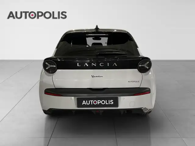 Lancia Ypsilon view 15