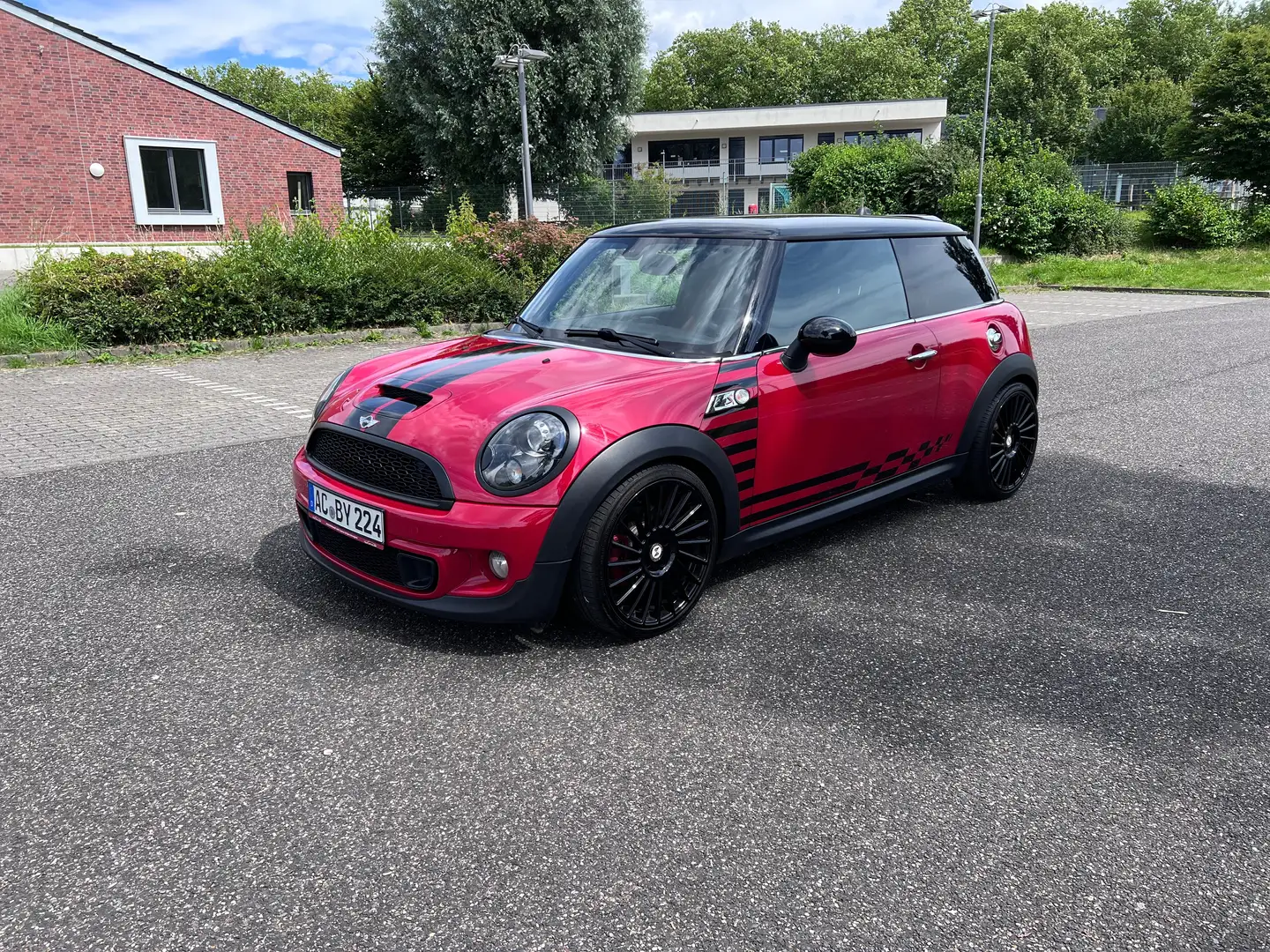 MINI Cooper S Aut. JCW ESD 18" Navi Xenon H/K Eibach Sport N18 Rouge - 2