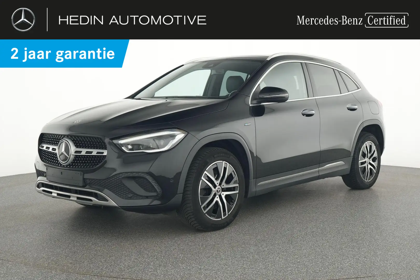 Mercedes-Benz GLA 250 e Luxury Line | Panoramisch Dak | Memory Zetels | Zwart - 1