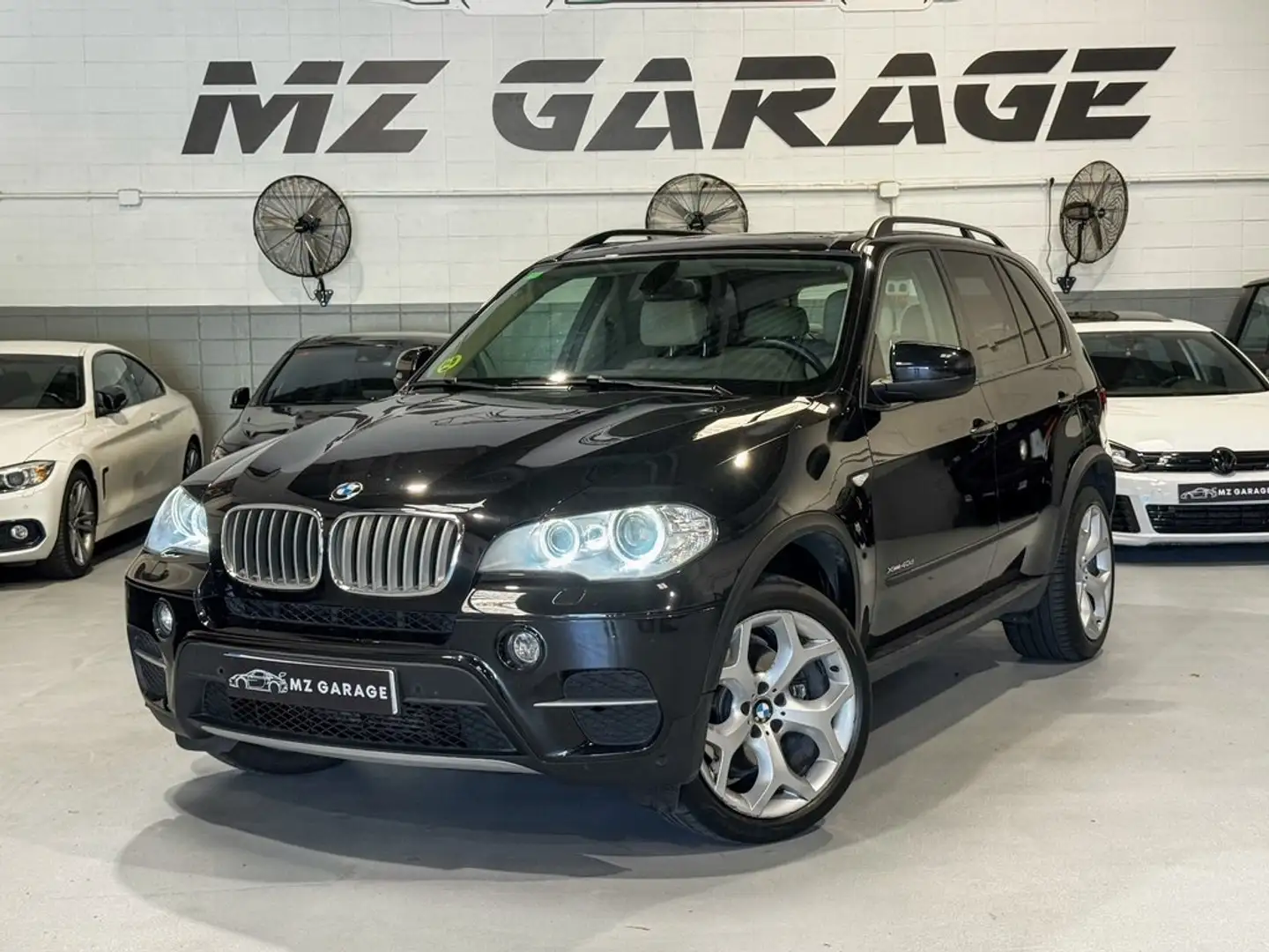 BMW X5 xDrive40d Zwart - 1