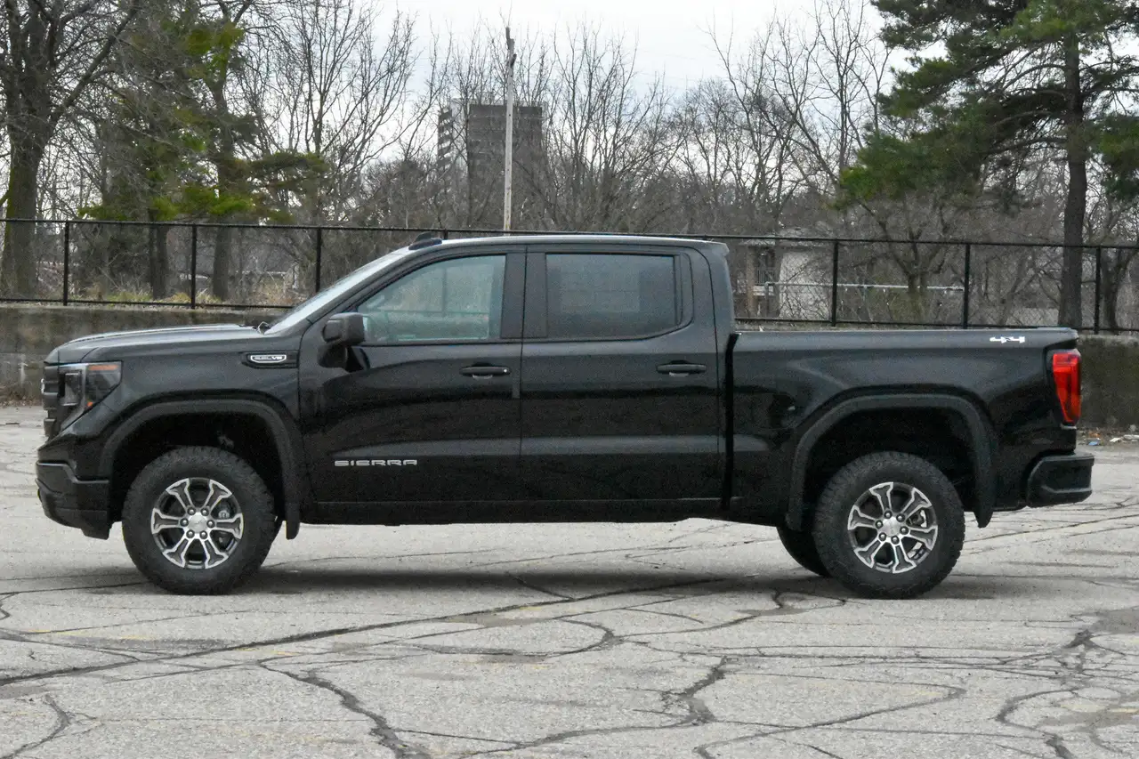 GMC Sierra 1500 снимка GMC Sierra 1500
