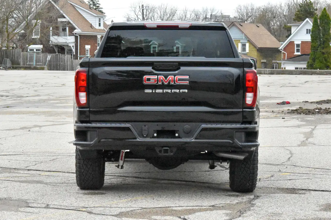 GMC Sierra 1500 снимка GMC Sierra 1500