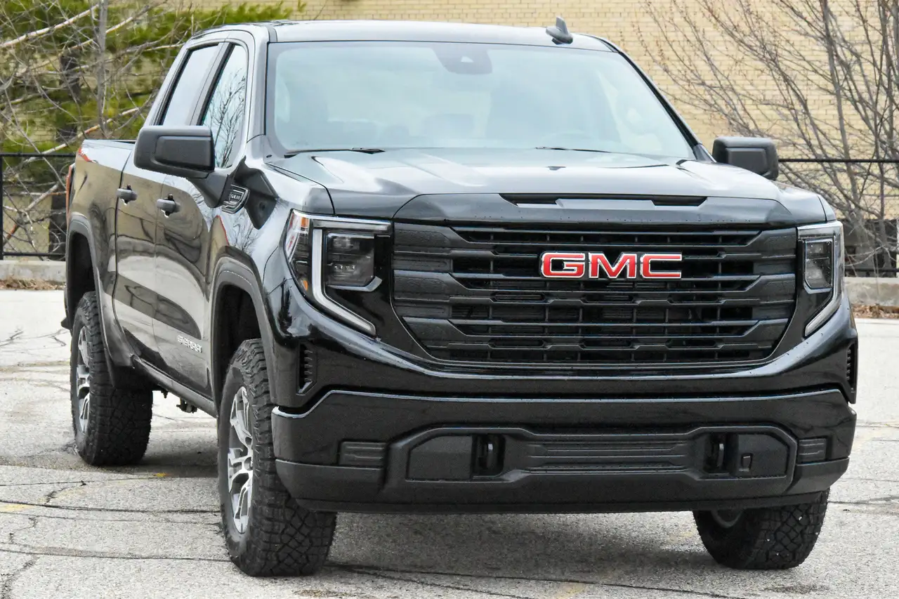 GMC Sierra 1500 снимка GMC Sierra 1500