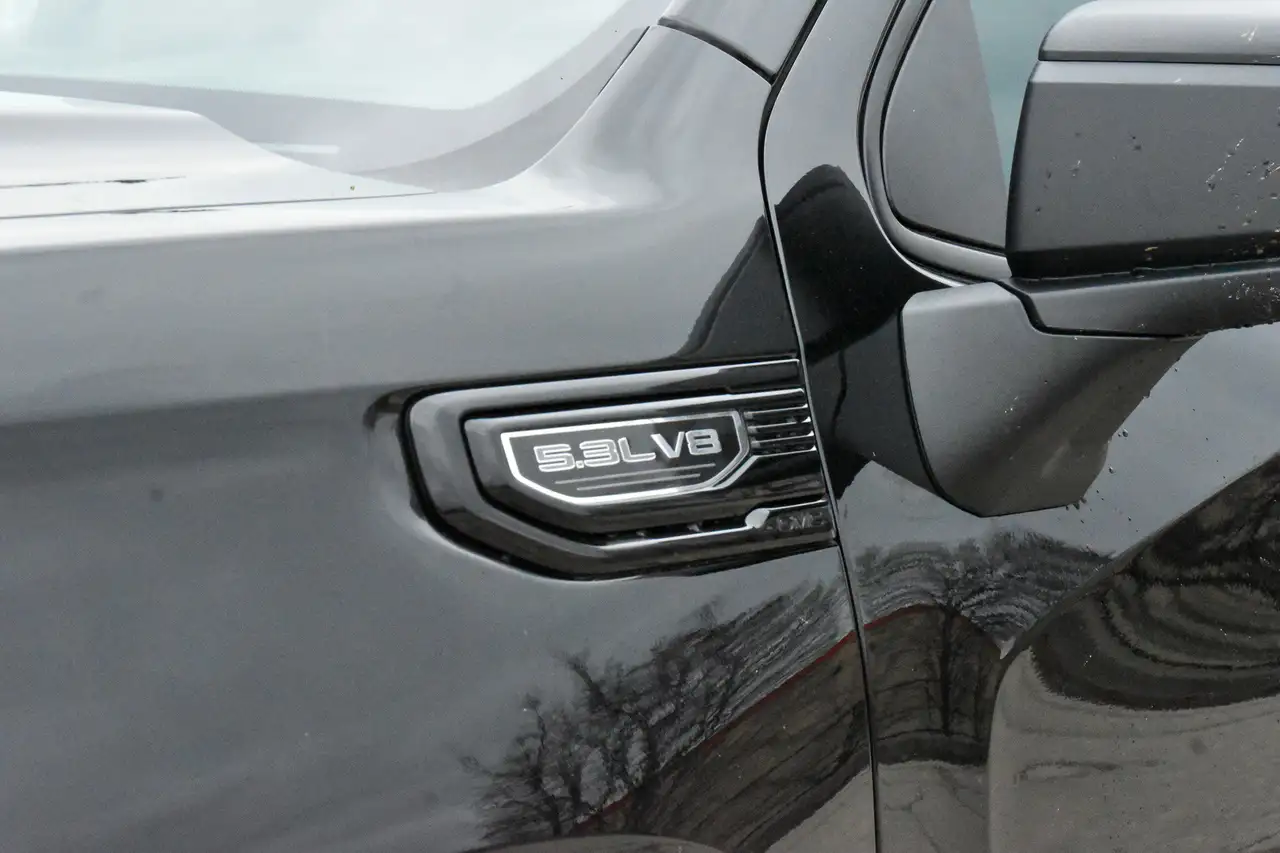 GMC Sierra 1500 снимка GMC Sierra 1500