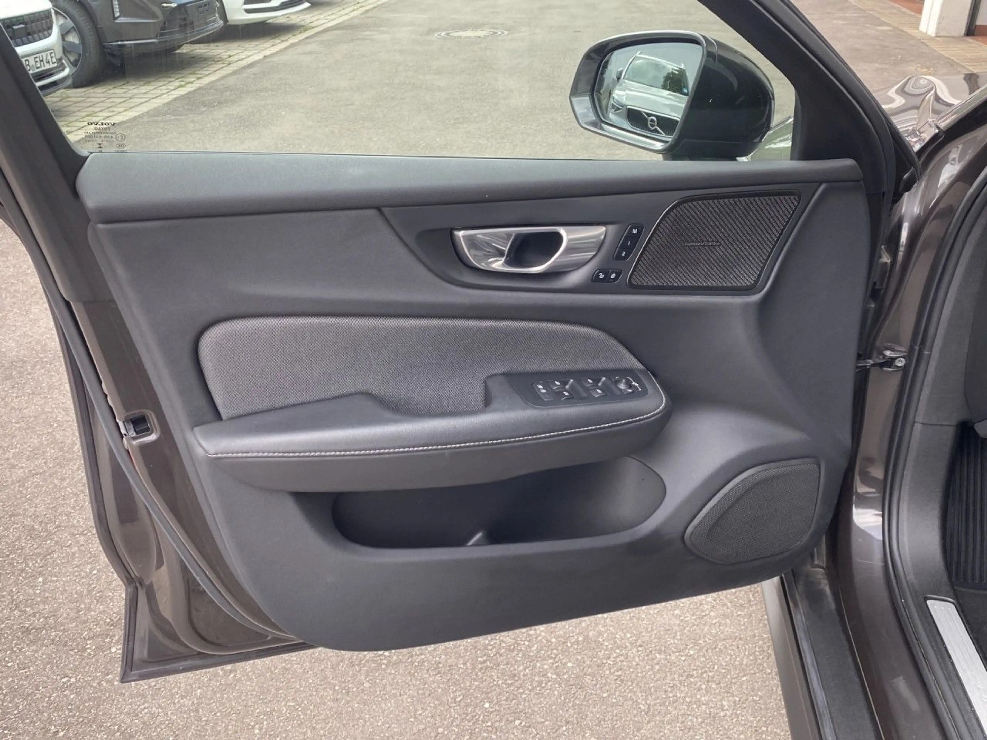 Volvo V60 Cross Country V60 CC Plus AWD Bluetooth LED Klima Standhzg — photo 10