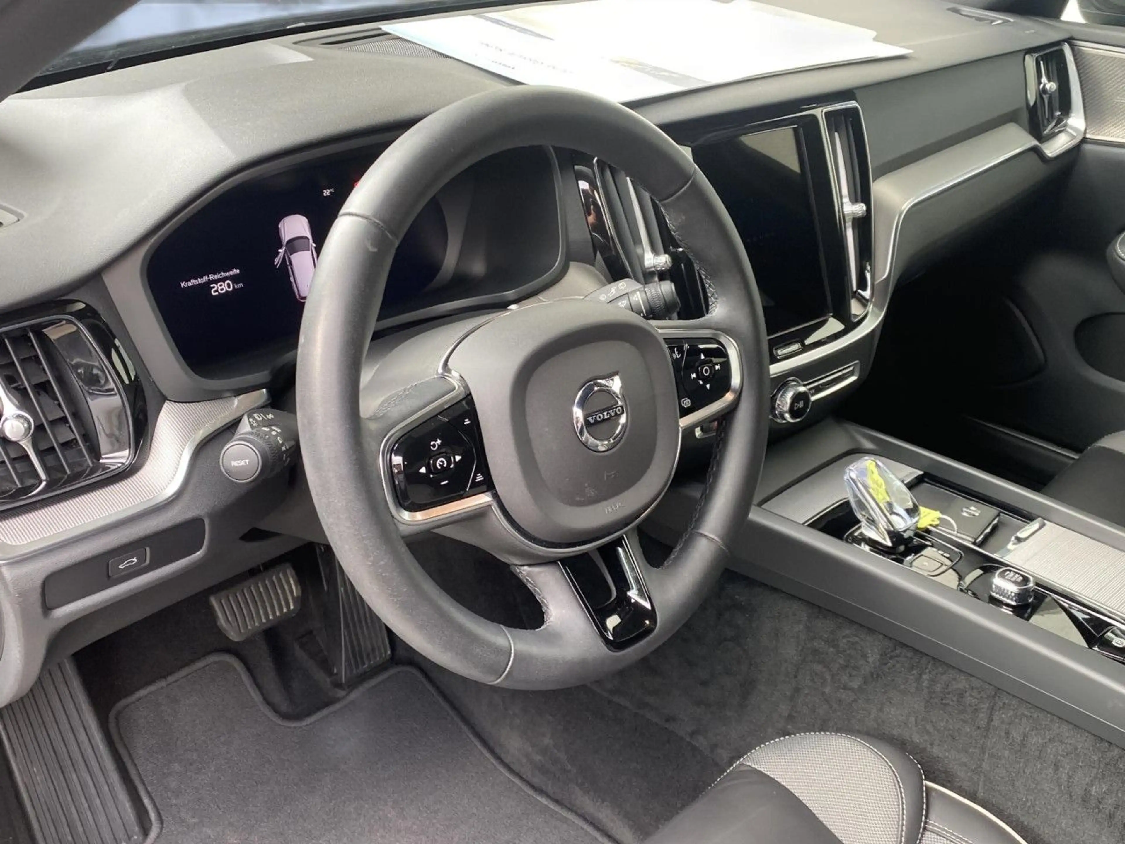 Volvo V60 Cross Country V60 CC Plus AWD Bluetooth LED Klima Standhzg — photo 13
