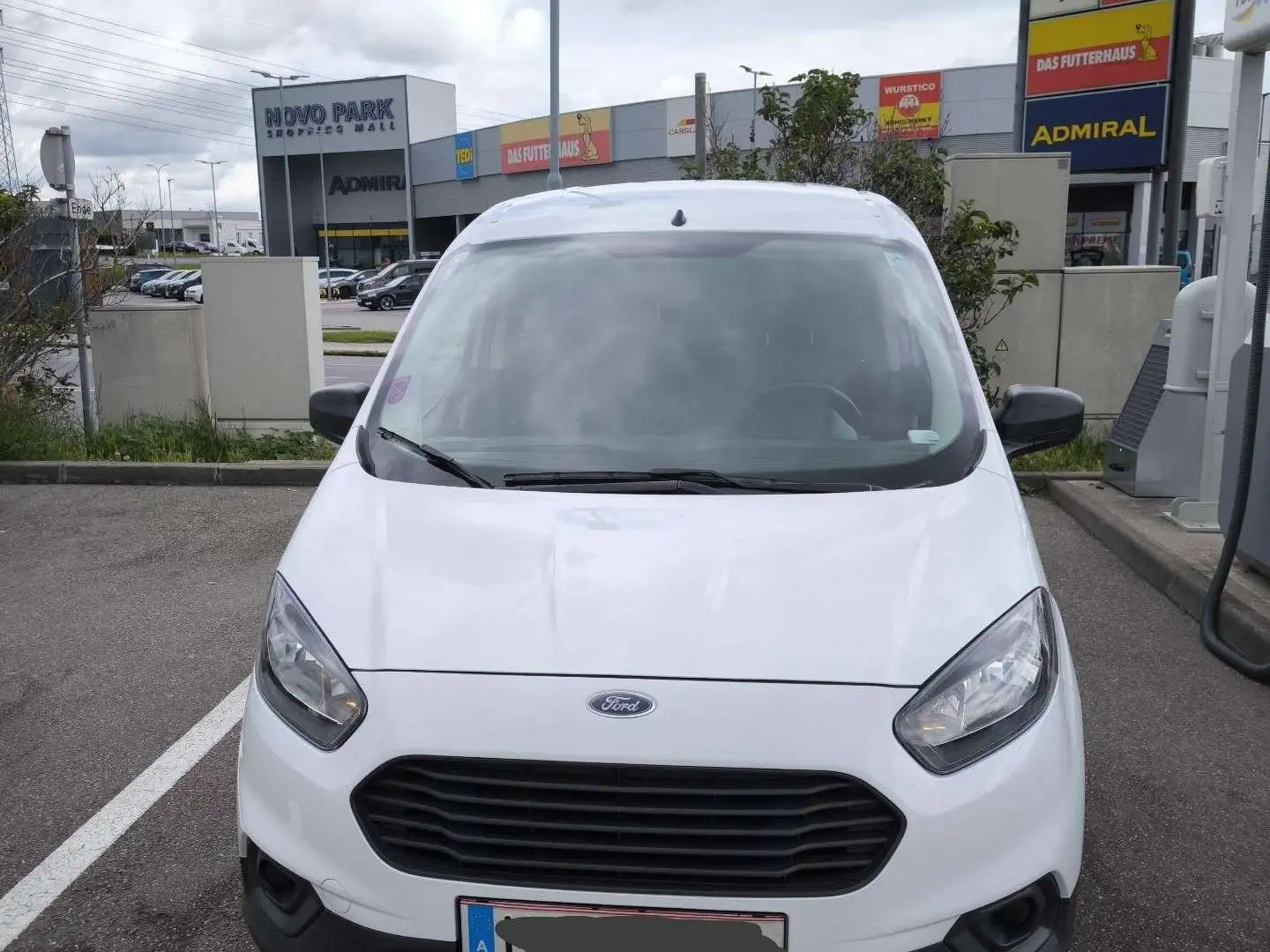 Ford Transit Courier Transit Courier 1,5 TDCi Basis Basis Weiß - 2