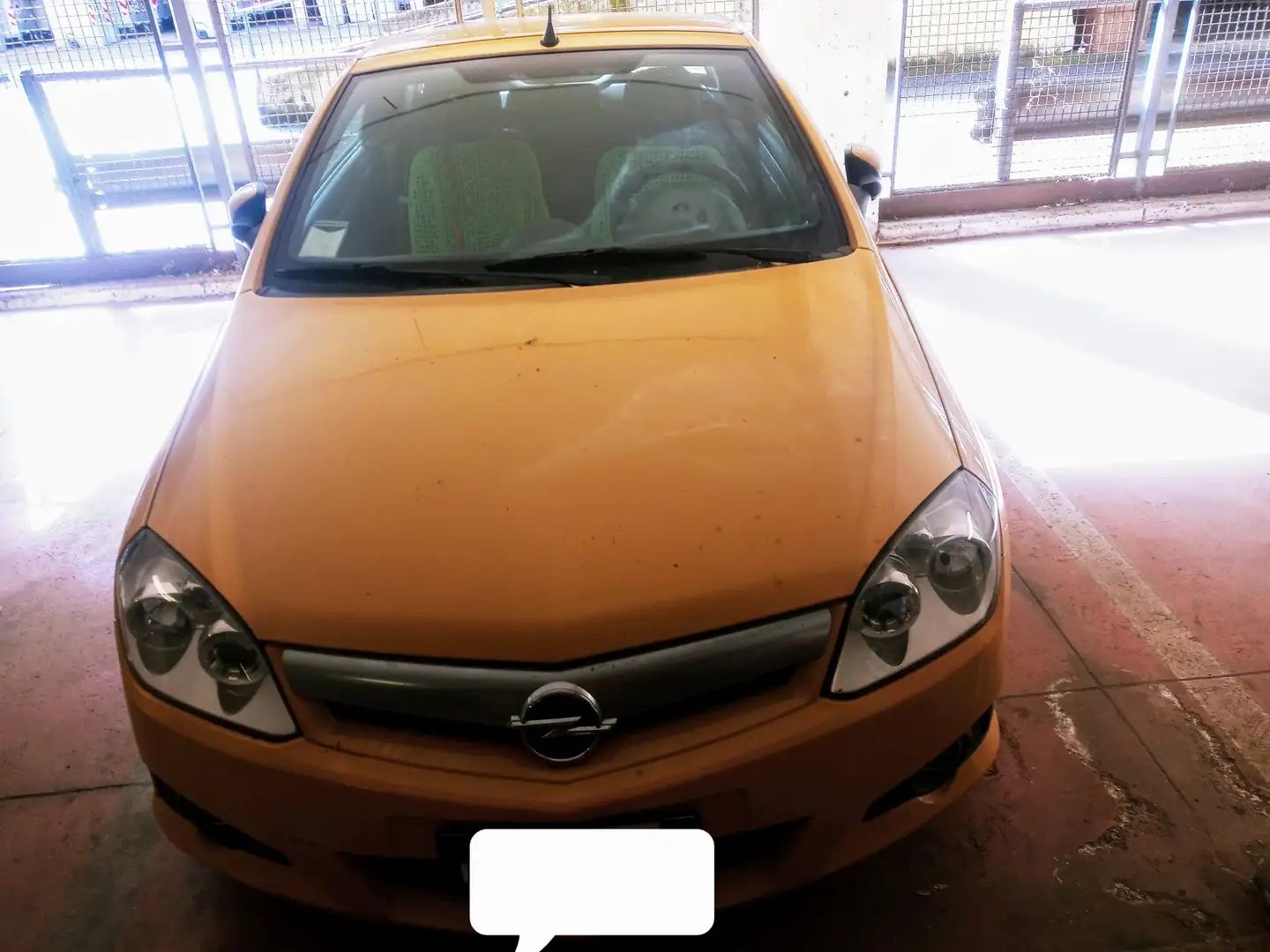 Opel Tigra Twintop 1.3 cdti First Edition - 2