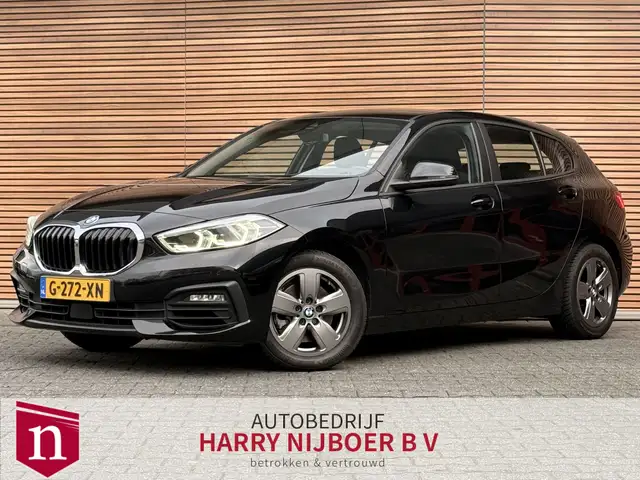 BMW 118 1-serie 118i Executive Edition Lm velgen / Navigat
