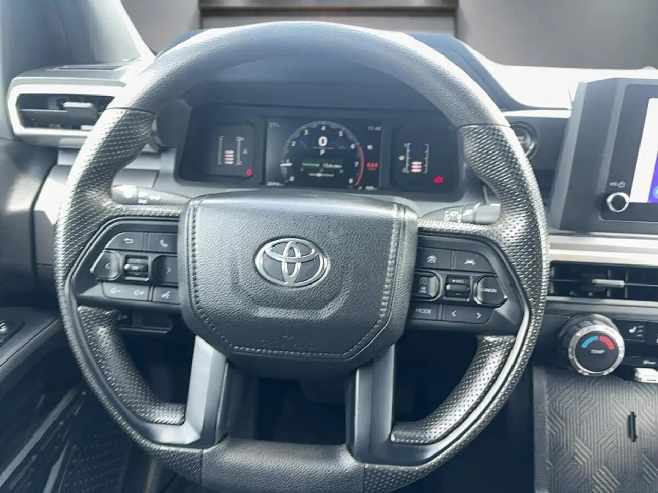 Toyota Tacoma снимка Toyota Tacoma