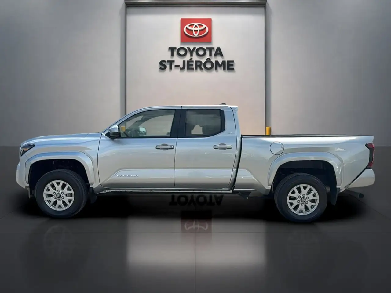 Toyota Tacoma снимка Toyota Tacoma
