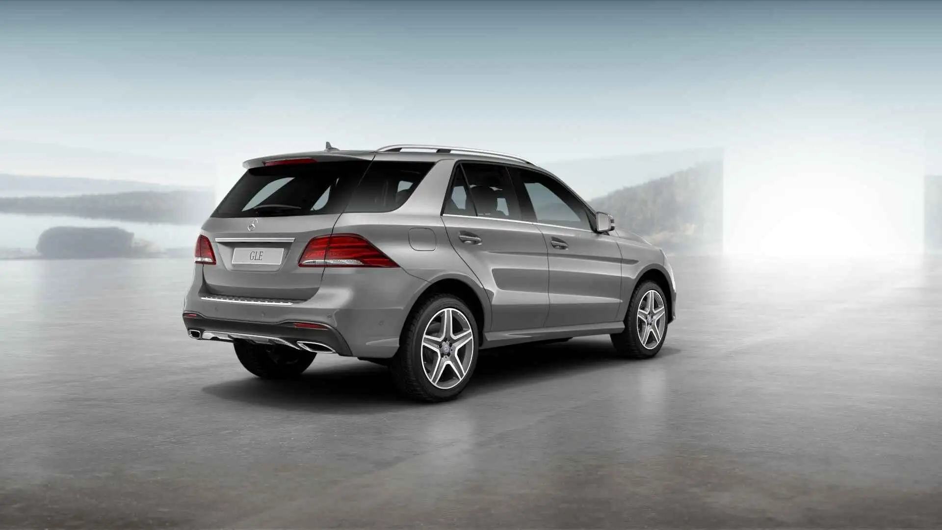 Mercedes-Benz GLE 350 d 4MATIC | AMG | Trekhaak | Luchtvering | Panorama Grijs - 2