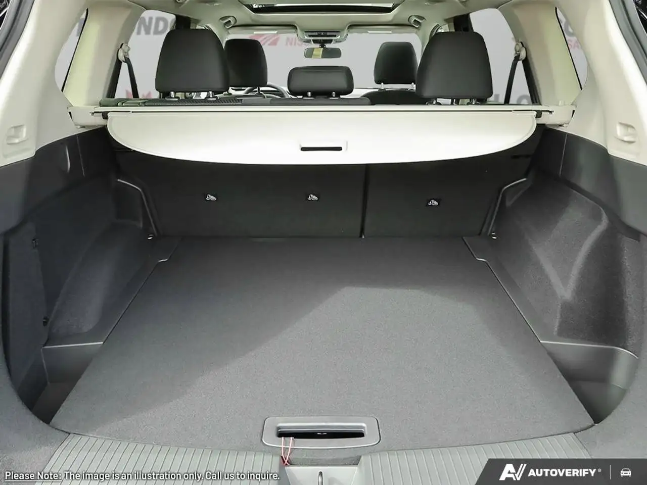Nissan Rogue снимка Nissan Rogue