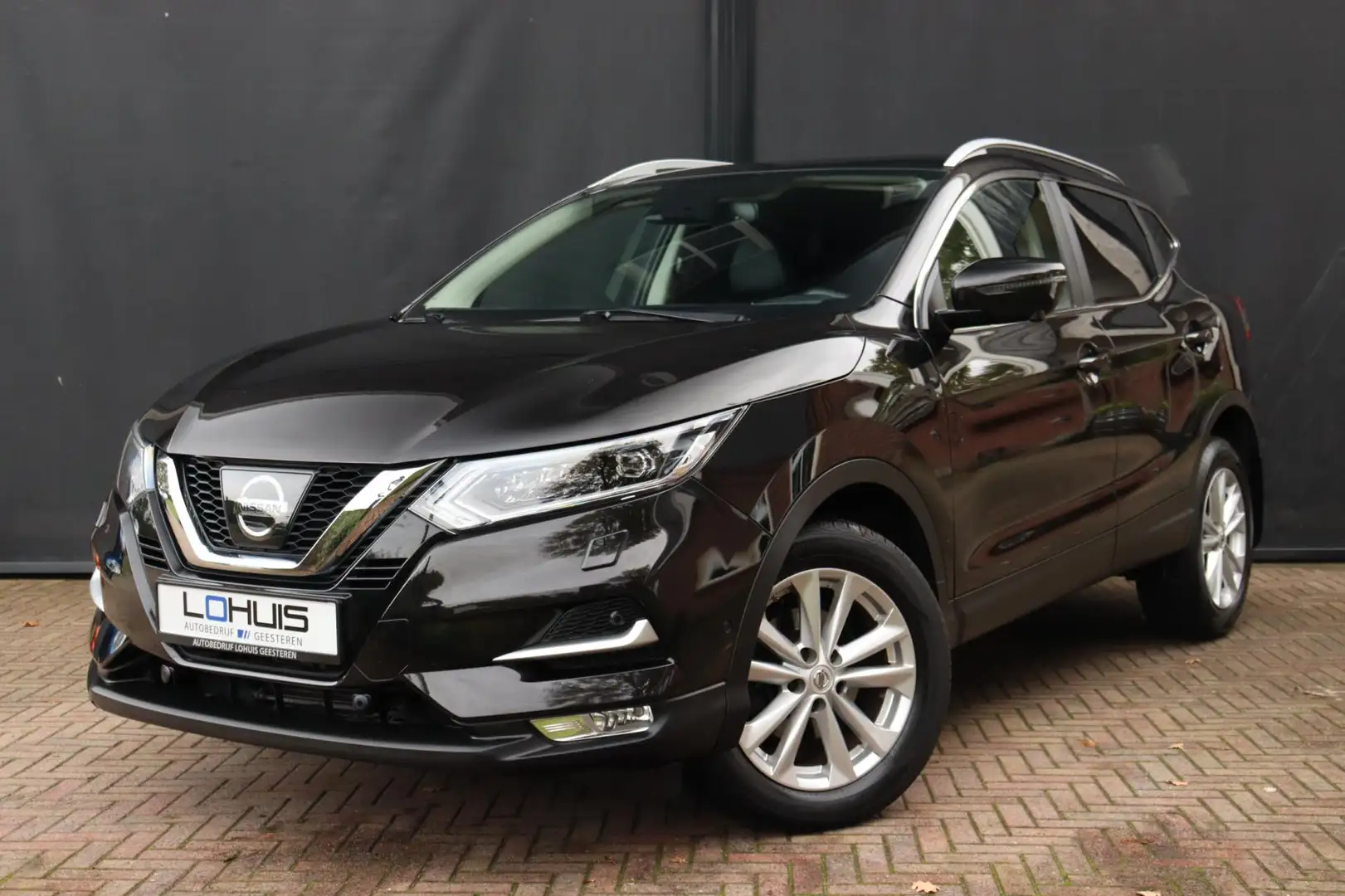 Nissan Qashqai 1.2DiG-T Tekna | AUTOMAAT | PANO | NAVI | BT-AUDIO Zwart - 1