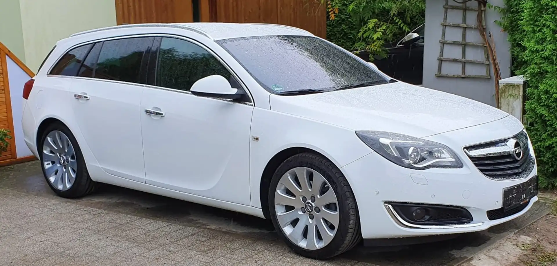 Opel Insignia 2.0 CDTI Sports Tourer Aut. Business Innovation Blanco - 1