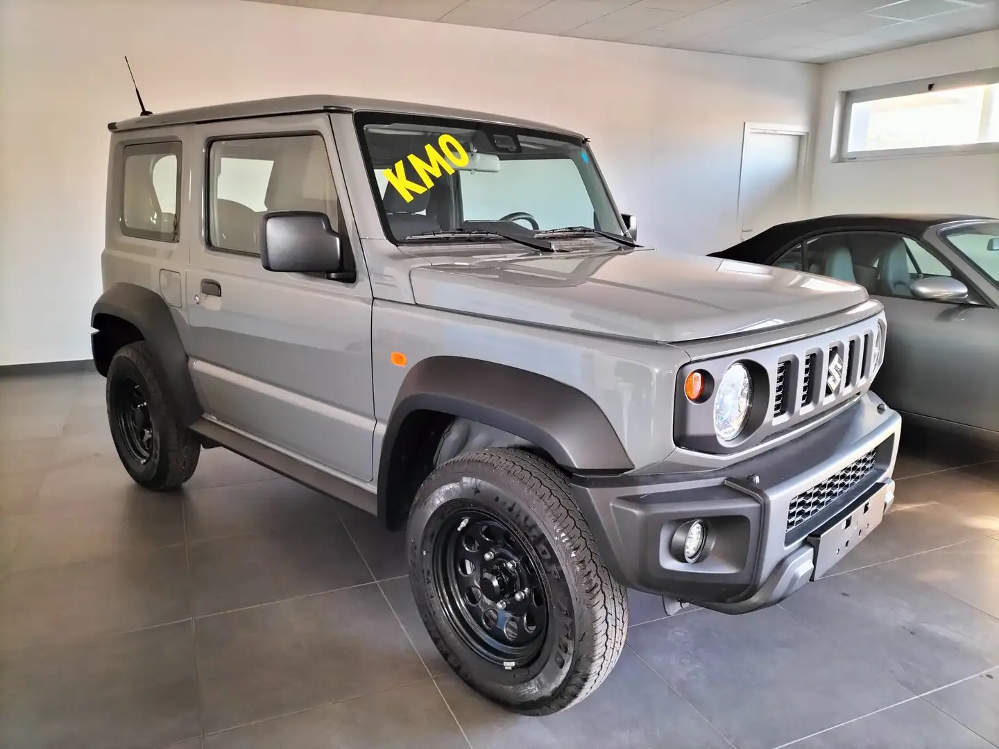 Suzuki Jimny Jimny 1.5 Top 4wd Allgrip *** 4 POSTI *** KM0 Grigio - 2