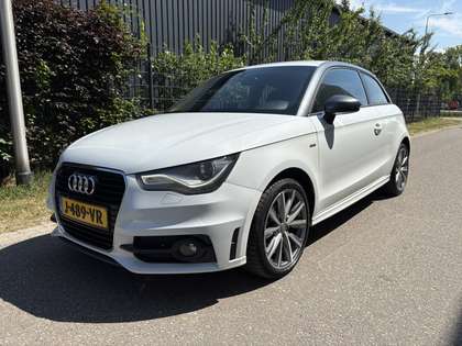 Audi A1 1.2 TFSI S edition / S-LINE / NAVI / STOELVERWARMI
