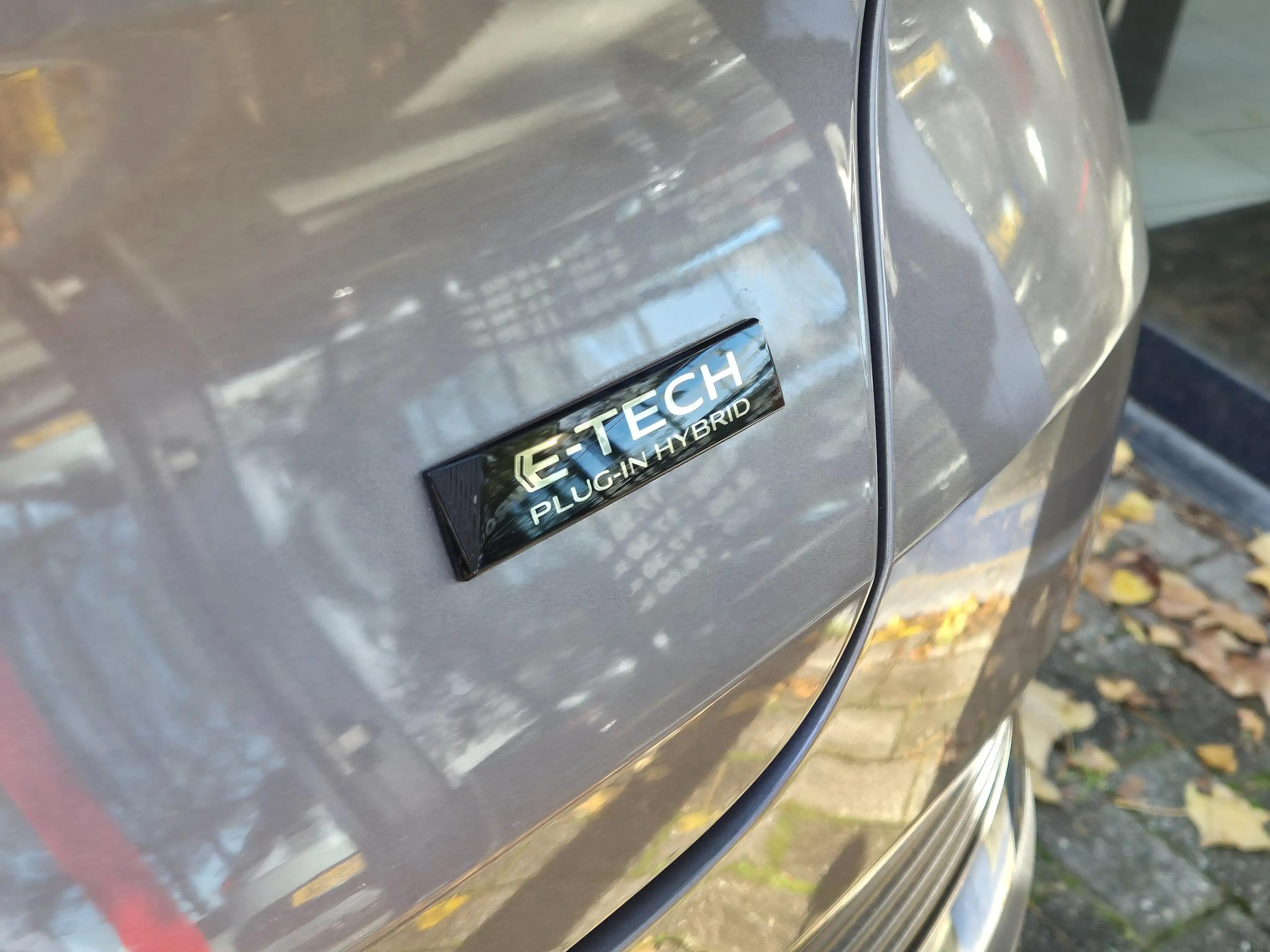 Renault Captur 1.6 E-Tech plug-in hybrid 160 SL Rive Gauche | Tre — photo 17