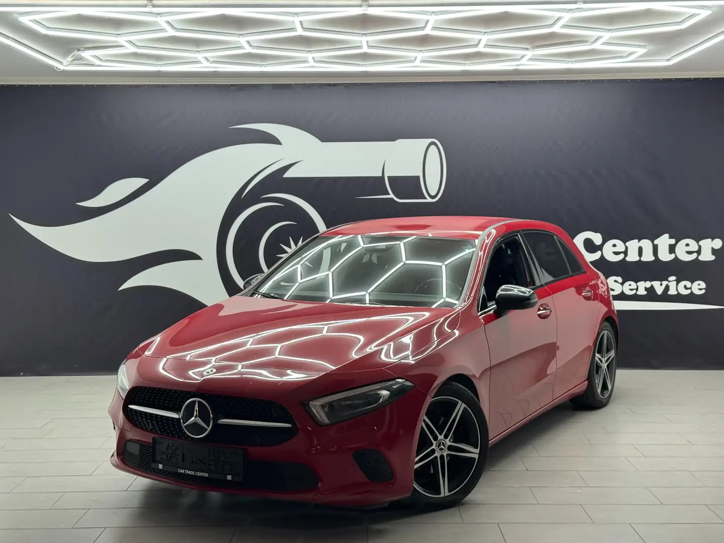 Mercedes-Benz A 180 A 180 d Aut. Rot - 2