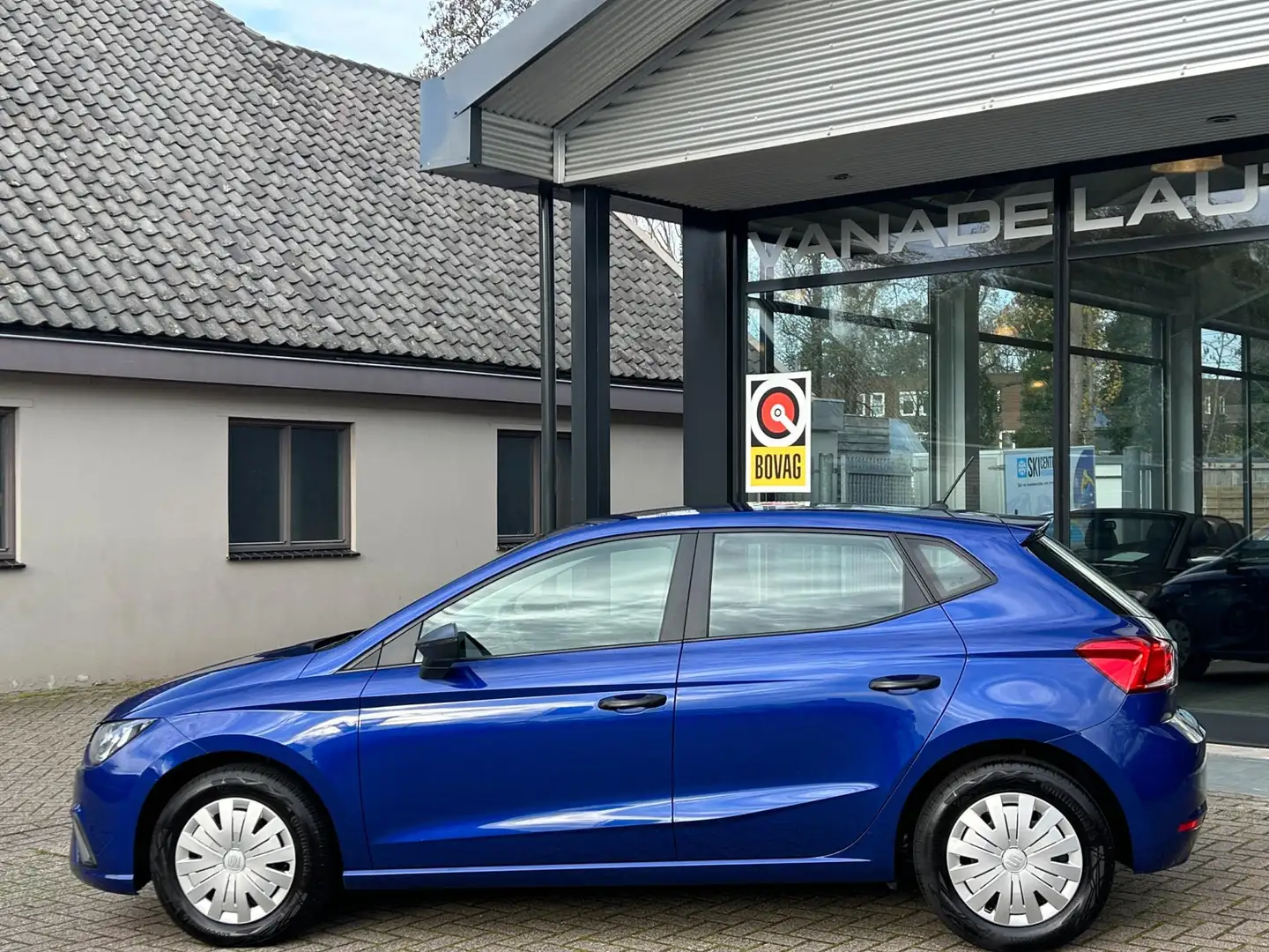 SEAT Ibiza 1.0 MPI Reference 5Drs Airco Bluetooth NAP NL-Auto Blau - 2
