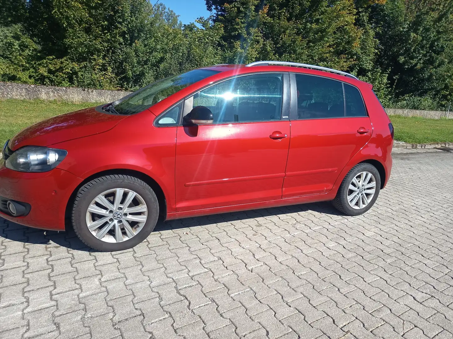 Volkswagen Golf Plus Rot - 1