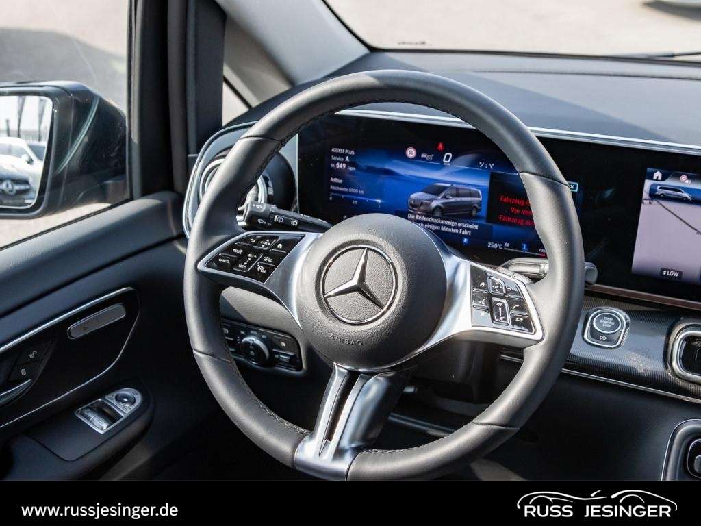 Mercedes-Benz V 220