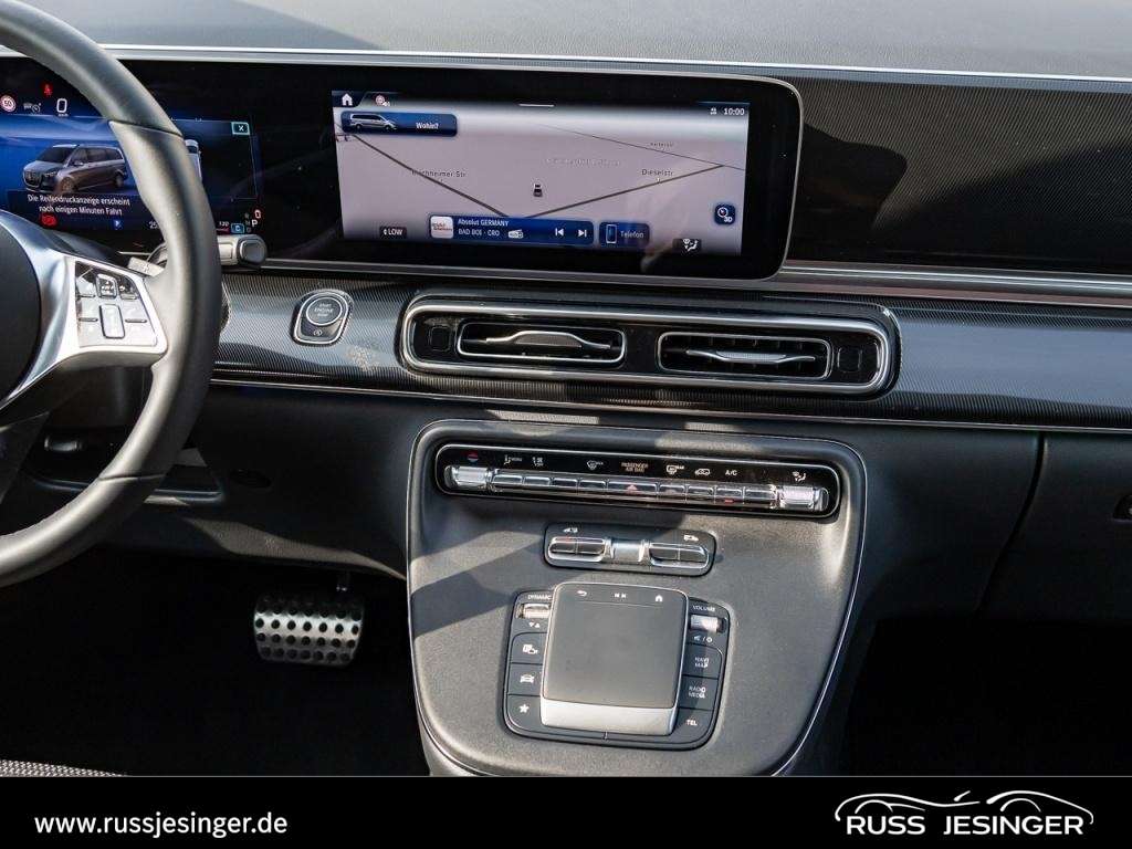 Mercedes-Benz V 220