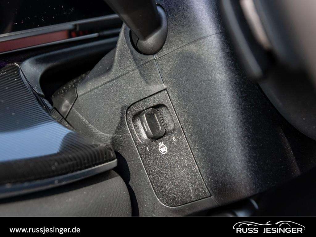 Mercedes-Benz V 220