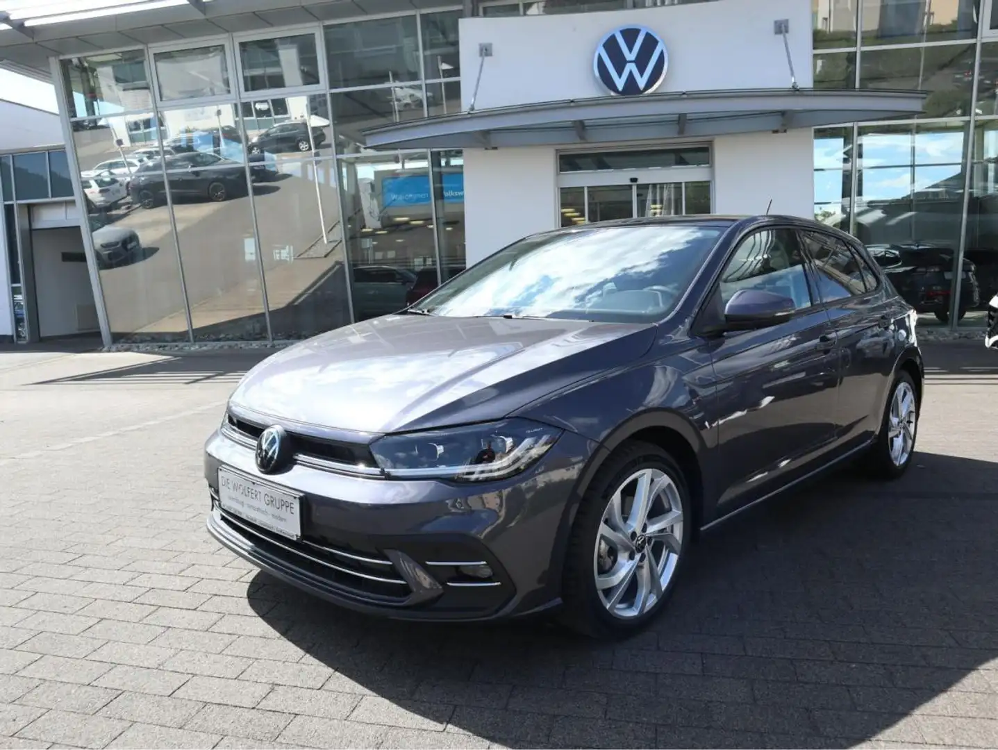 Volkswagen Polo Style 1,0 TSI OPF (116 PS) DSG *AHK*WINTERRÄDER*PA Grau - 2