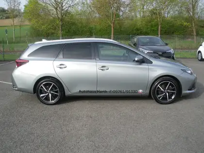 Annonce voiture d'occasion Toyota Auris - CARADIZE