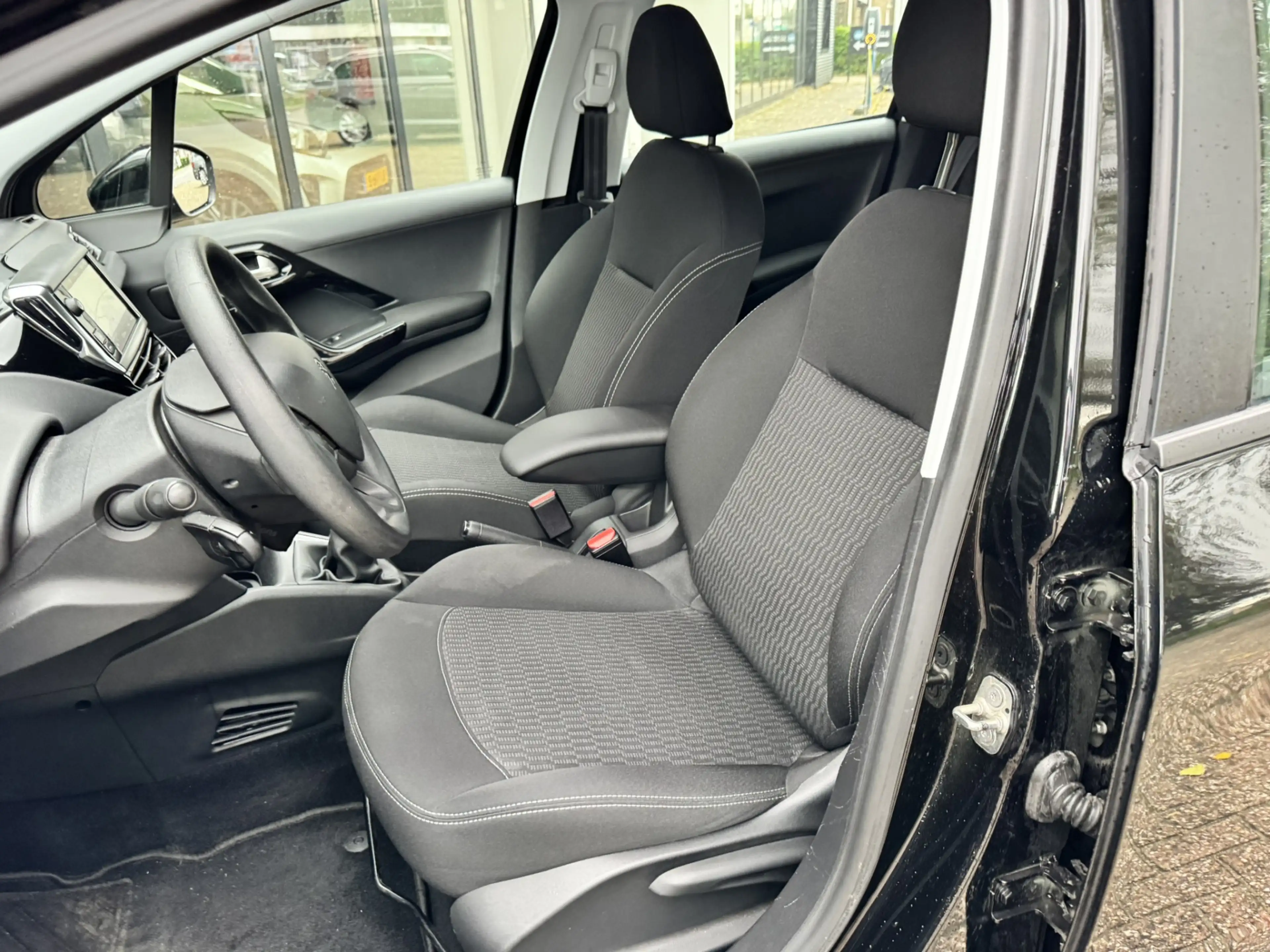 Peugeot 208 1.2 PureTech Blue Lion*Navigatie*Airco* — photo 9
