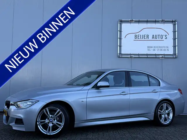 BMW 316 3-serie 316i Executive M-Pakket/Navigatie/18inch.